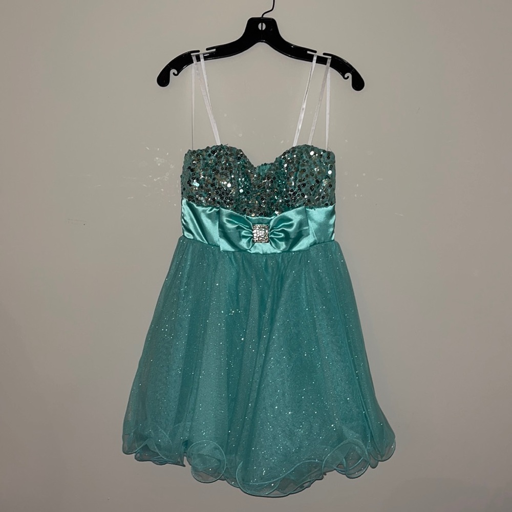 Junior’s Formal Dress